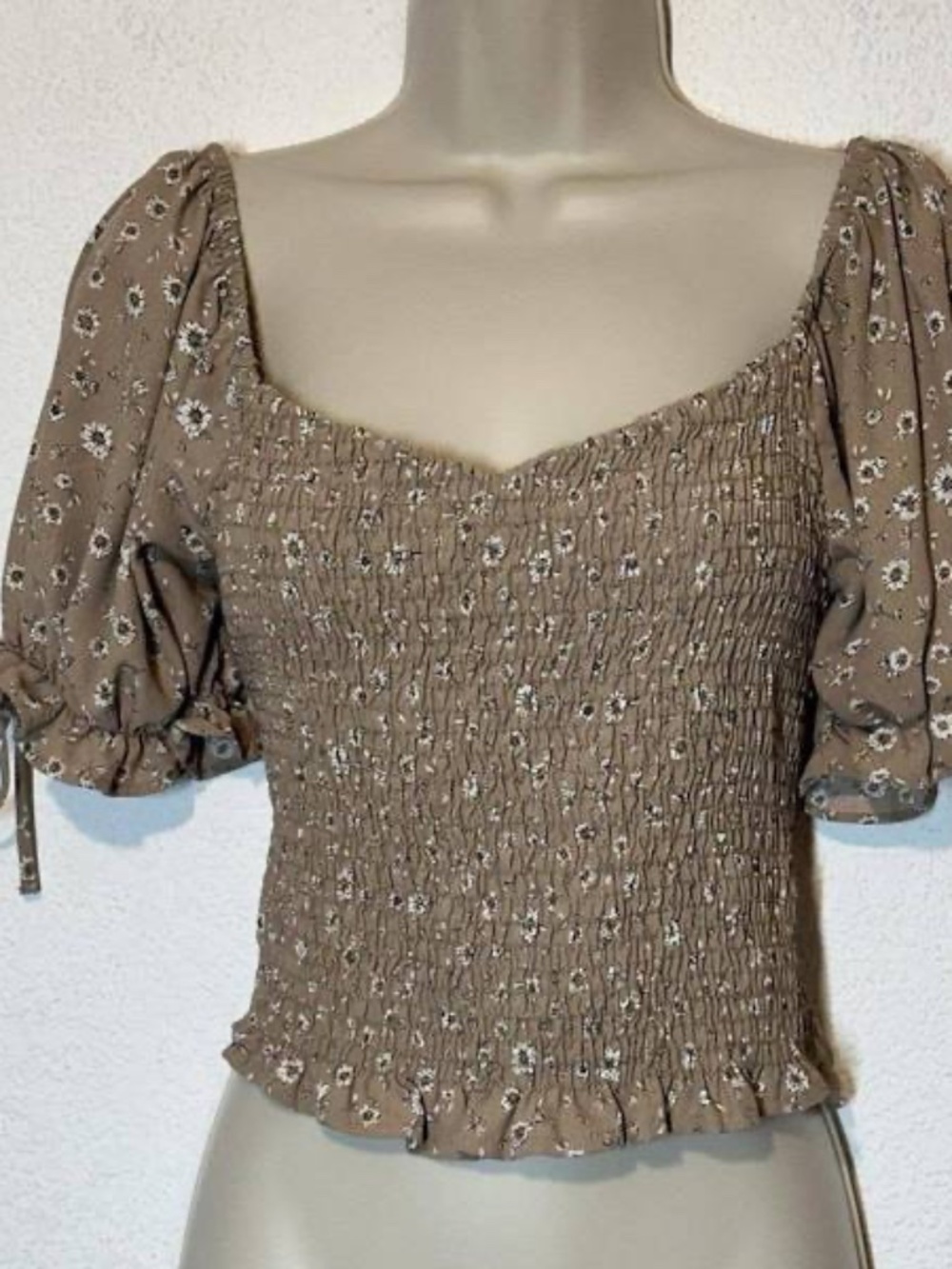 ALTAR'D STATE FLORAL SMOCKED TOP, SM, NWT